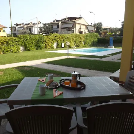 דירה Mimosa Holiday פסקיארה דל גארדה